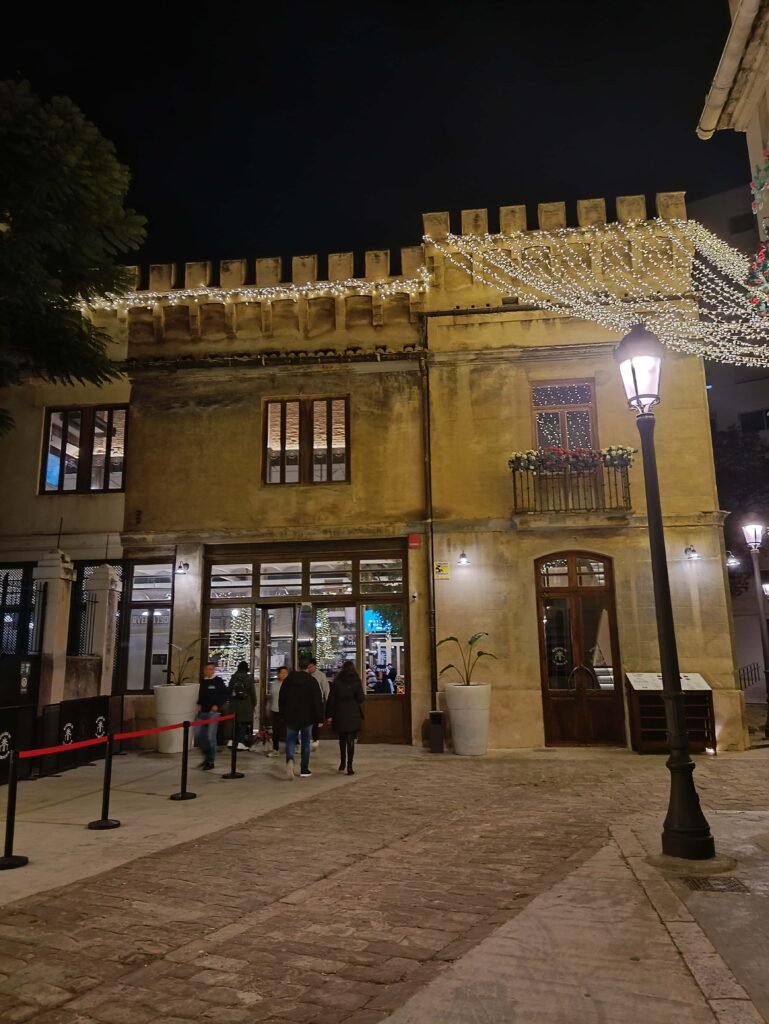 outside of the mercado de la imprenta, Valencia